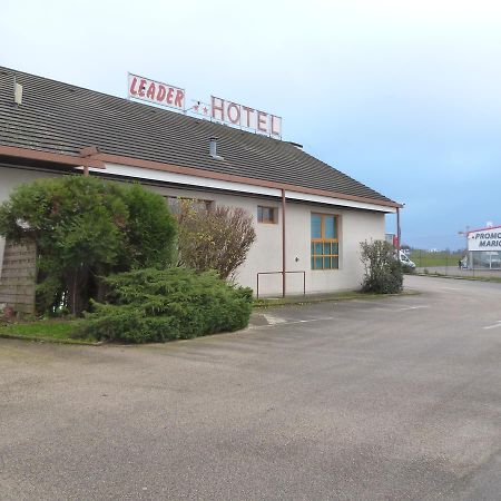 Leader Hotel Foucherans  Eksteriør billede